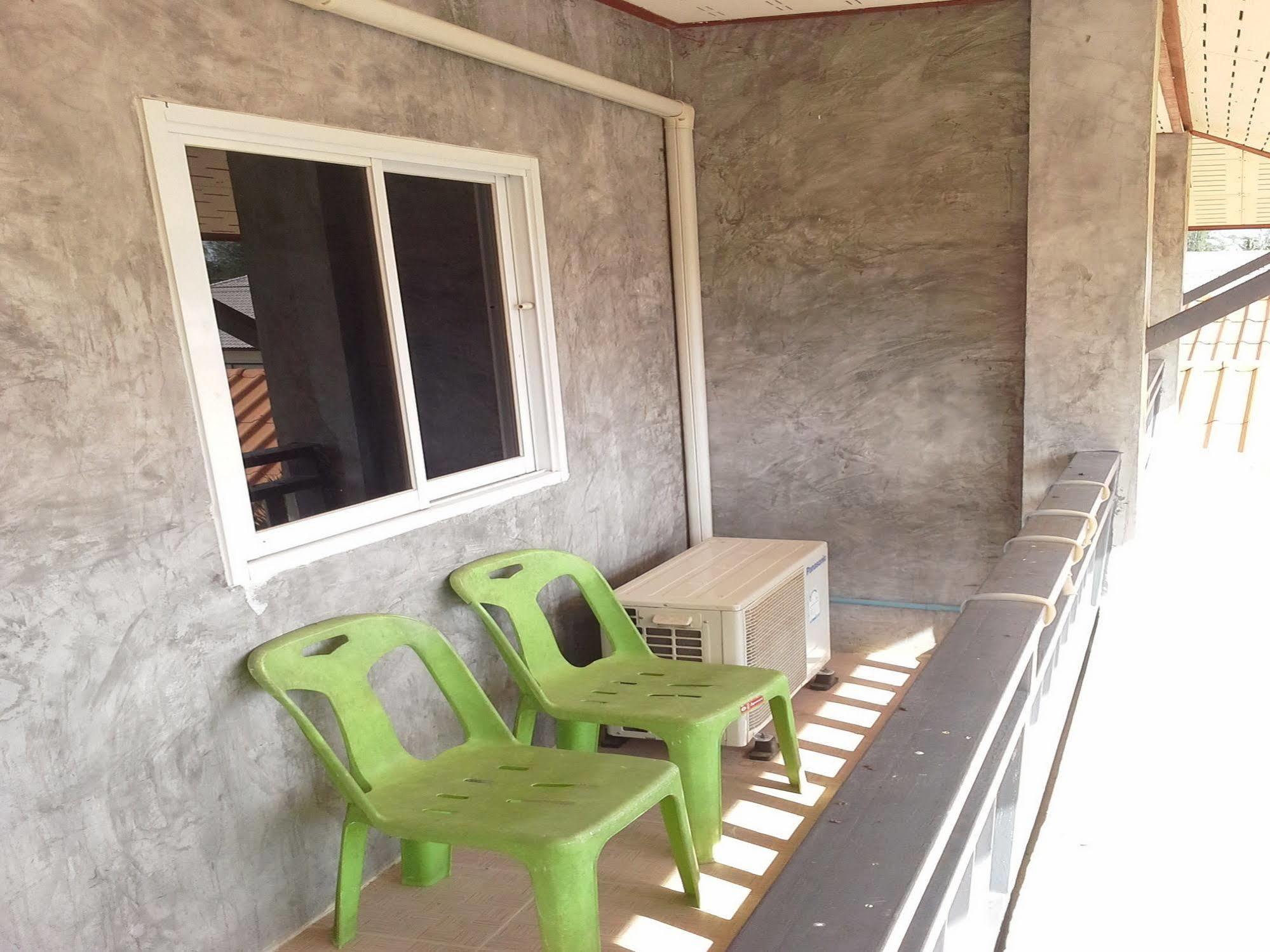 Oyo 609 Lanta Dream House Apartment Ko Lanta Buitenkant foto